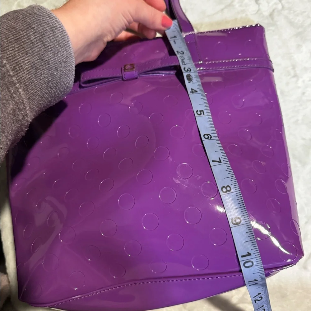 Kate spade jeralyn purple polka dot patent shoulder tote bag wet look